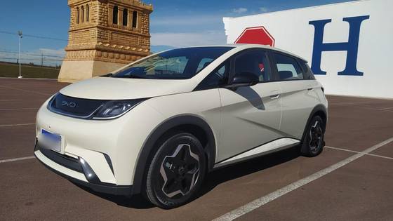 BYD DOLPHIN 44,9 KW ELÉTRICO BYD DOLPHIN 44,9 KW ELÉTRICO